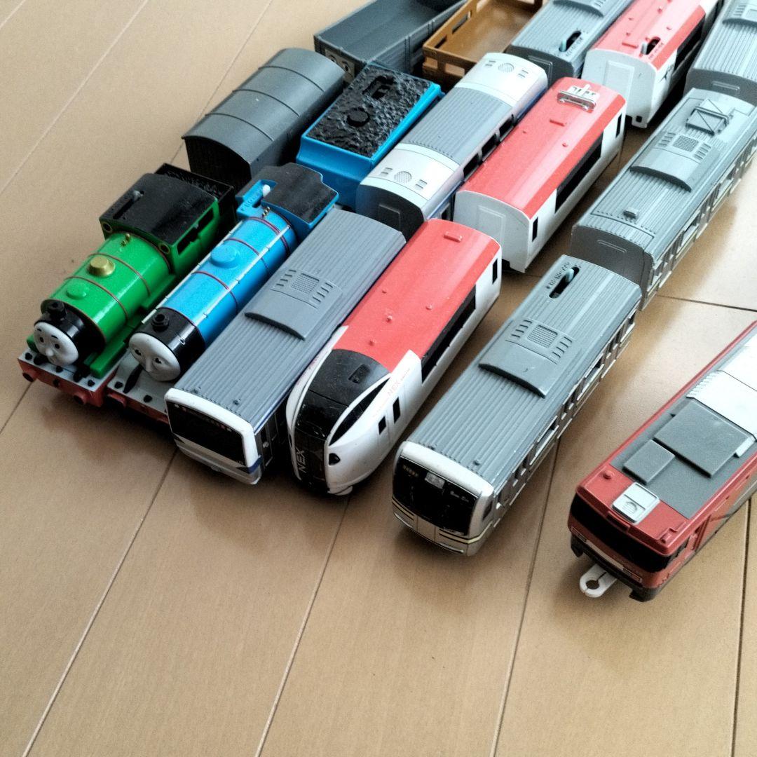 プラレール