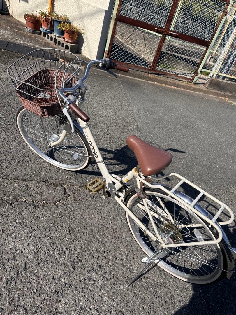 24インチamieシティサイクル 自転車　前カゴ付き