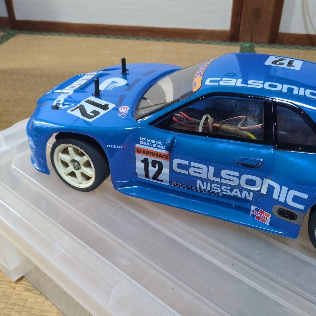 ホビーラジコン Calsonic Skyline GT-R (R34) 1/10