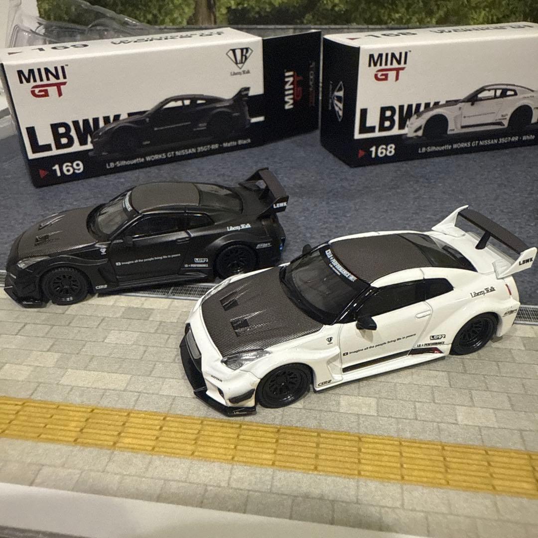 MINI GT LB-Silhouette WORKS GT 2台セット