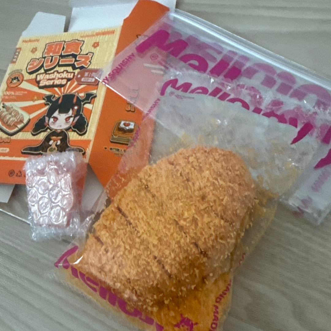 mellojoy とんかつ　トンカツ　サクサク　スクイーズ