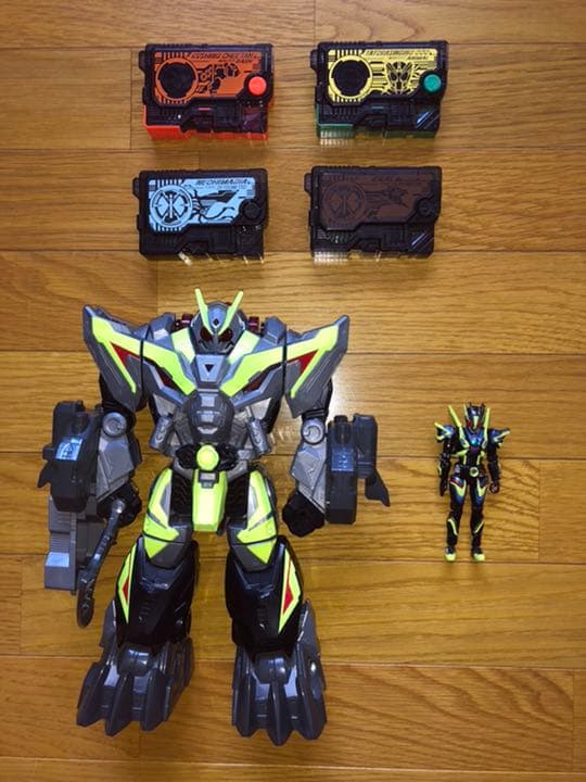 プロフ必読。値下げ不可。仮面ライダーゼロワンセット＋オーマジオウドライバー