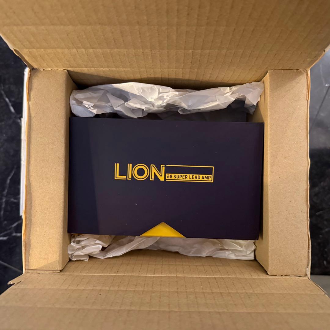 ギター UAFX LION