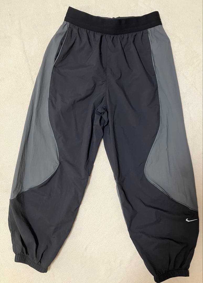 ★美品★NIKE 2点セット （ウィメンズ スウィフトUV ＋ネックウォーマー）