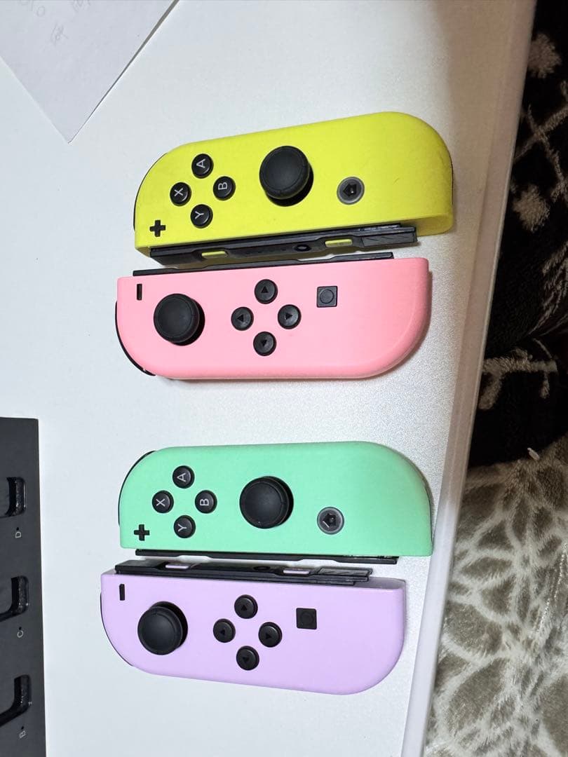 Nintendo Switch 本体 + ドック　＋joycon 4個　＋SD