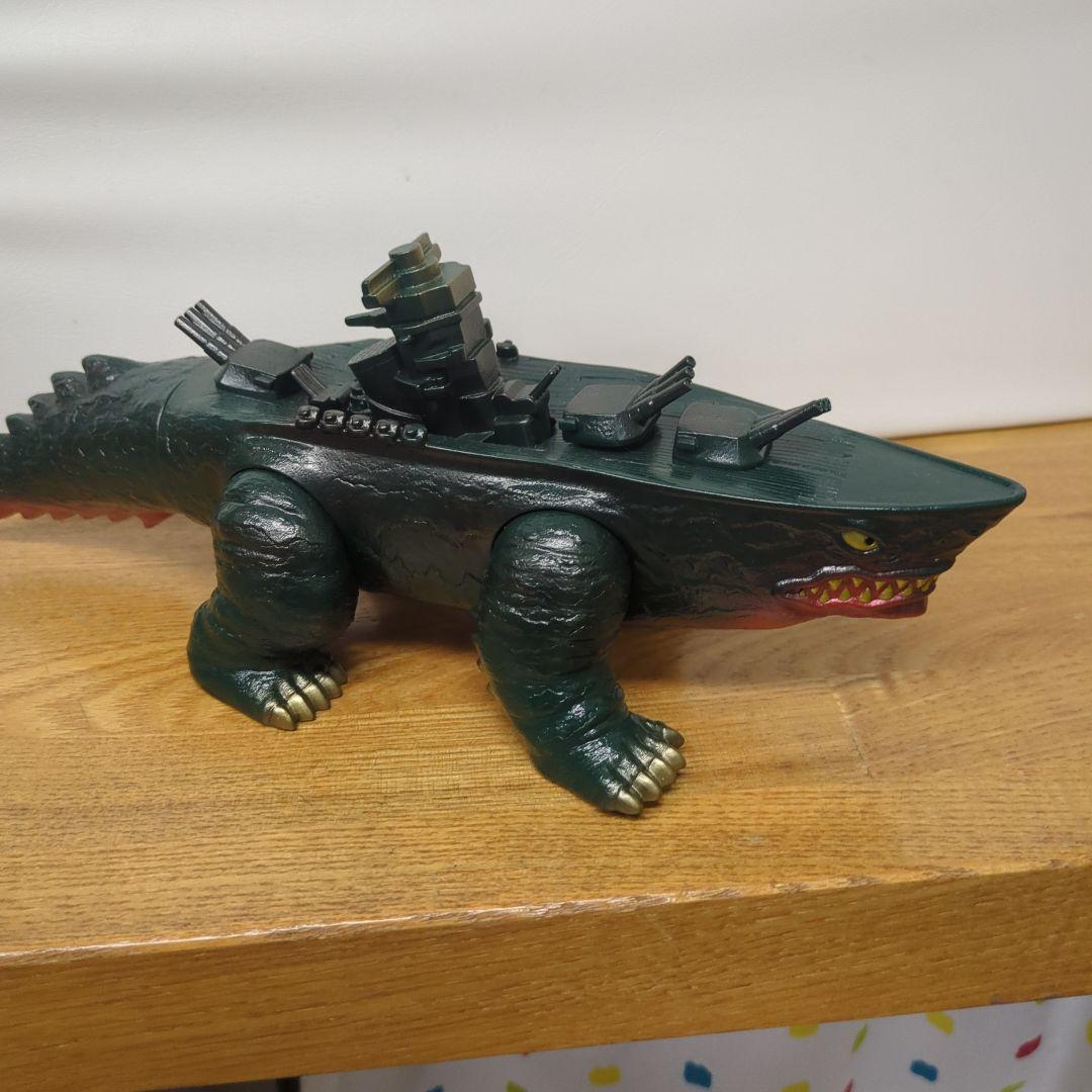 ヤマトン　怪獣フィギュア