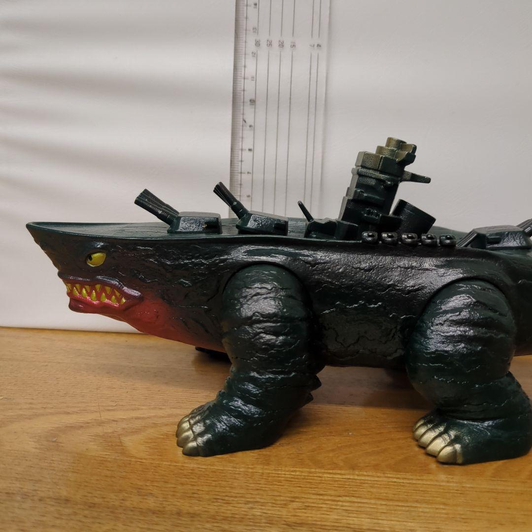 ヤマトン　怪獣フィギュア