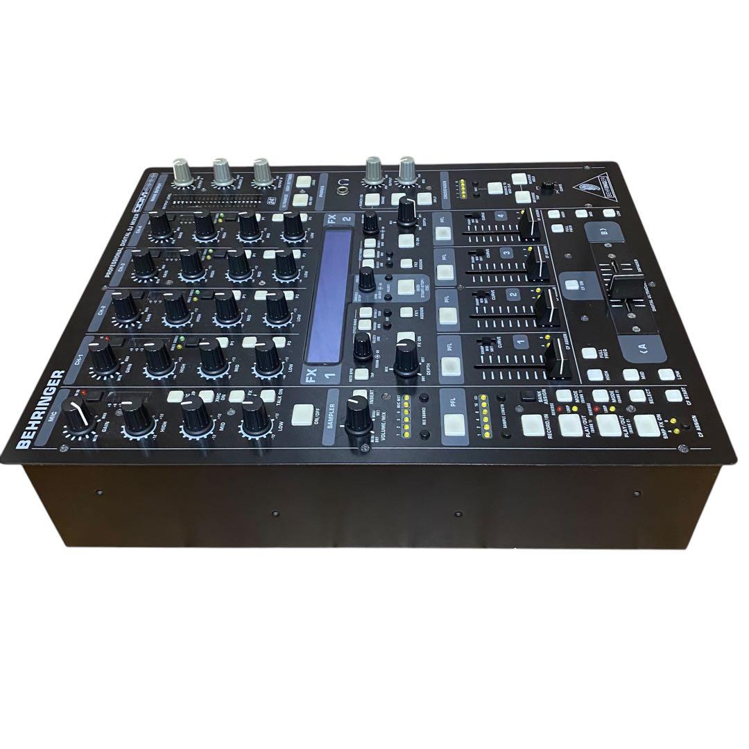 【動作品】　べリンガー　DJミキサー　DDM4000