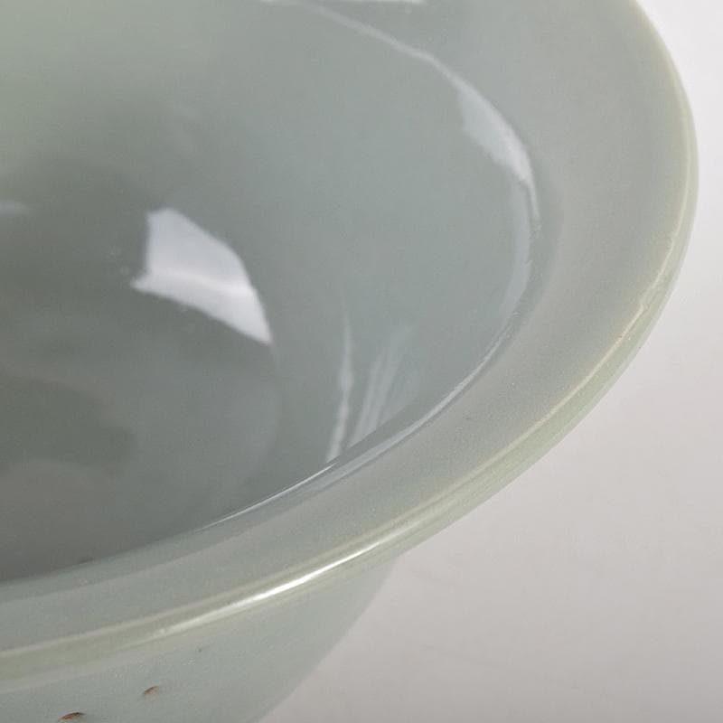 中国　龍泉窯　青磁　陰刻　花文　鉢　M　R8813