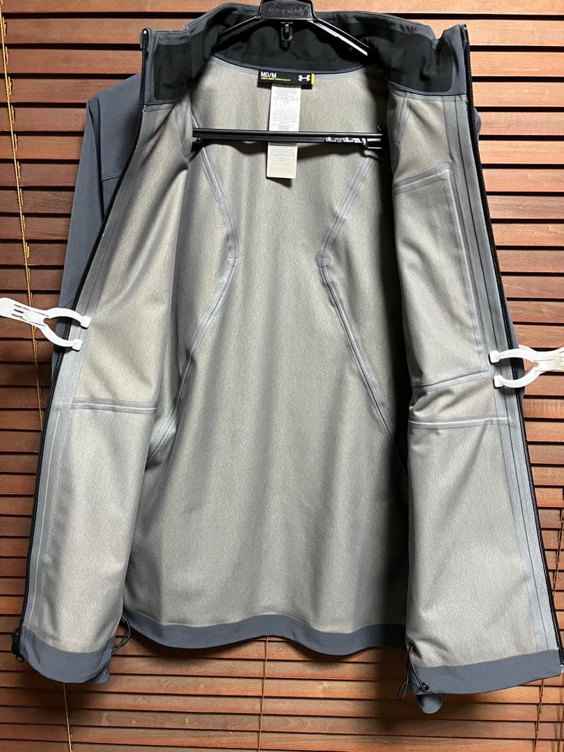 アンダーアーマー ゴアテックス ジャケット　MD GORE-TEX