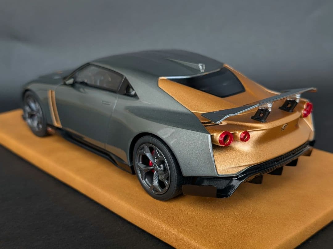 GTスピリット 1/18 NISSAN GT-R 50 イタルデザイン グレー