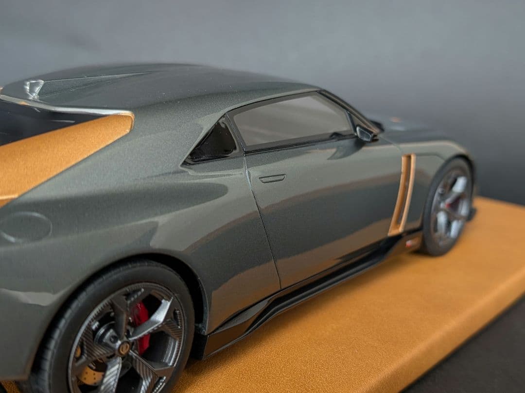 GTスピリット 1/18 NISSAN GT-R 50 イタルデザイン グレー