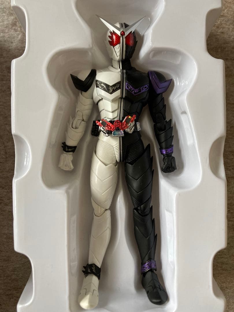 真骨彫　仮面ライダーw ファングジョーカー