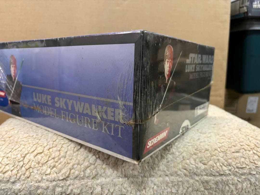スターウォーズ　スクリーミン　ルークスカイウォーカー　1／4　ソフビキット