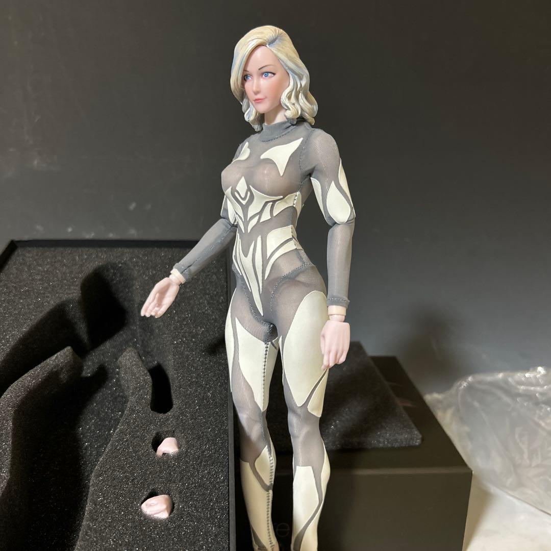 CORE PLAY フィットネスボディー Light 1/6アクションフィギュア