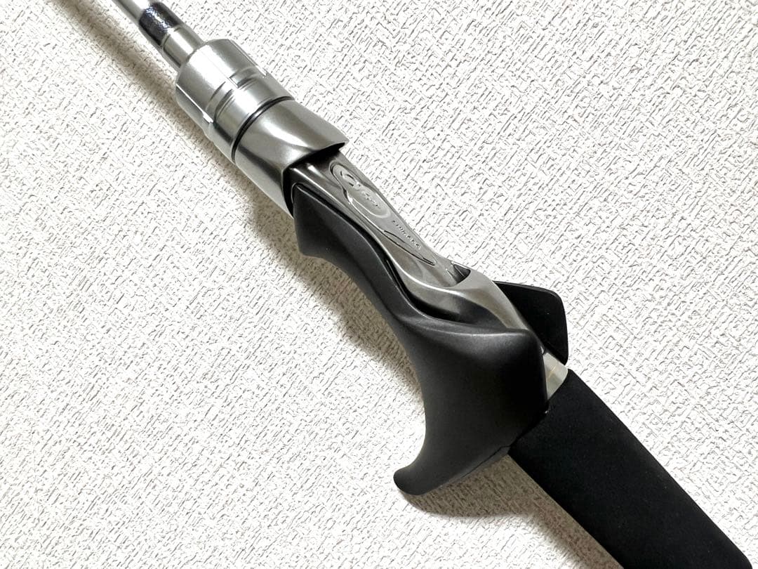★ Xシートガングリップに交換済★新品 リアランサー ライトヒラメ 64M225