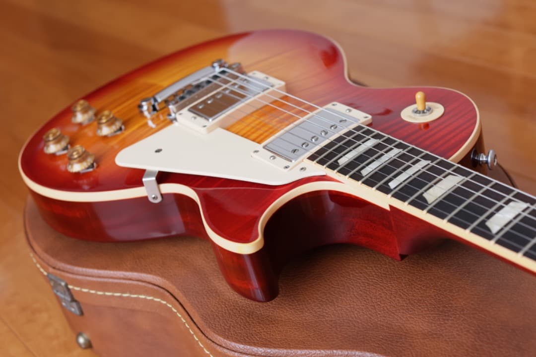 リベリオン　Gibson Les Paul Traditional