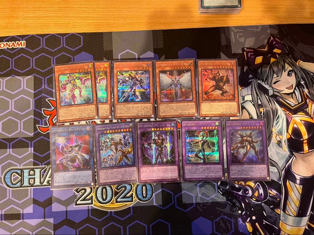 遊戯王　HEROデッキ　高レアリティ　ガチ構築　ニューロン公式スリーブ付き