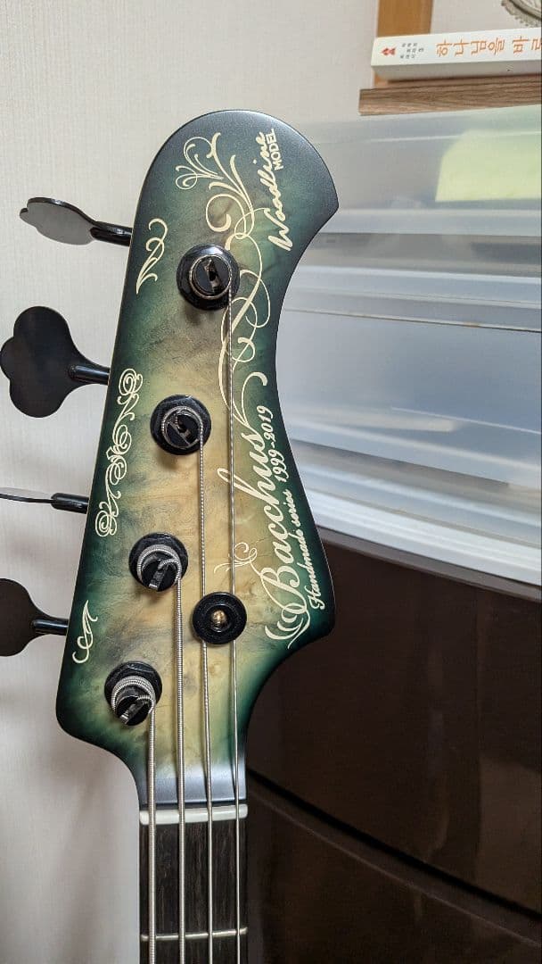ベース Bacchus Handmade Woodline4-20TH/BEB