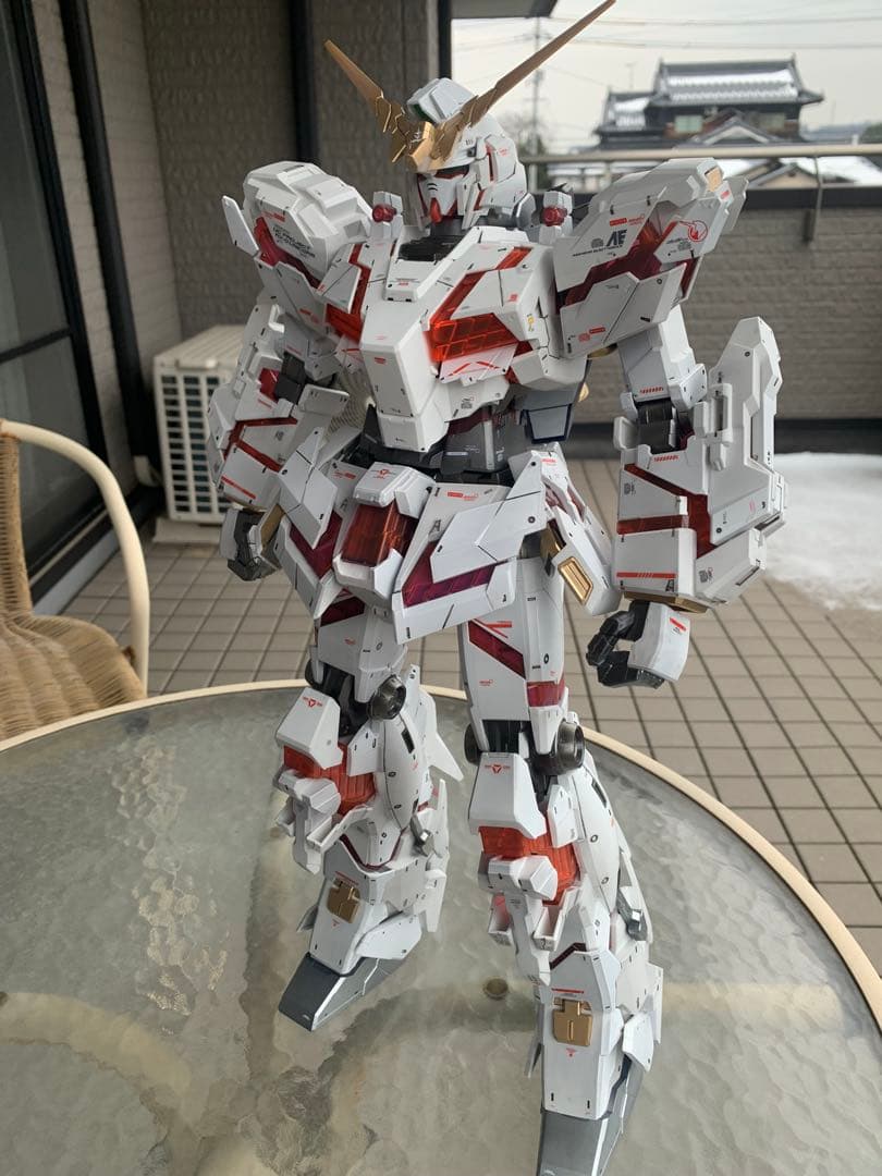 メガサイズ　1/48 ユニコーンガンダム　作成中