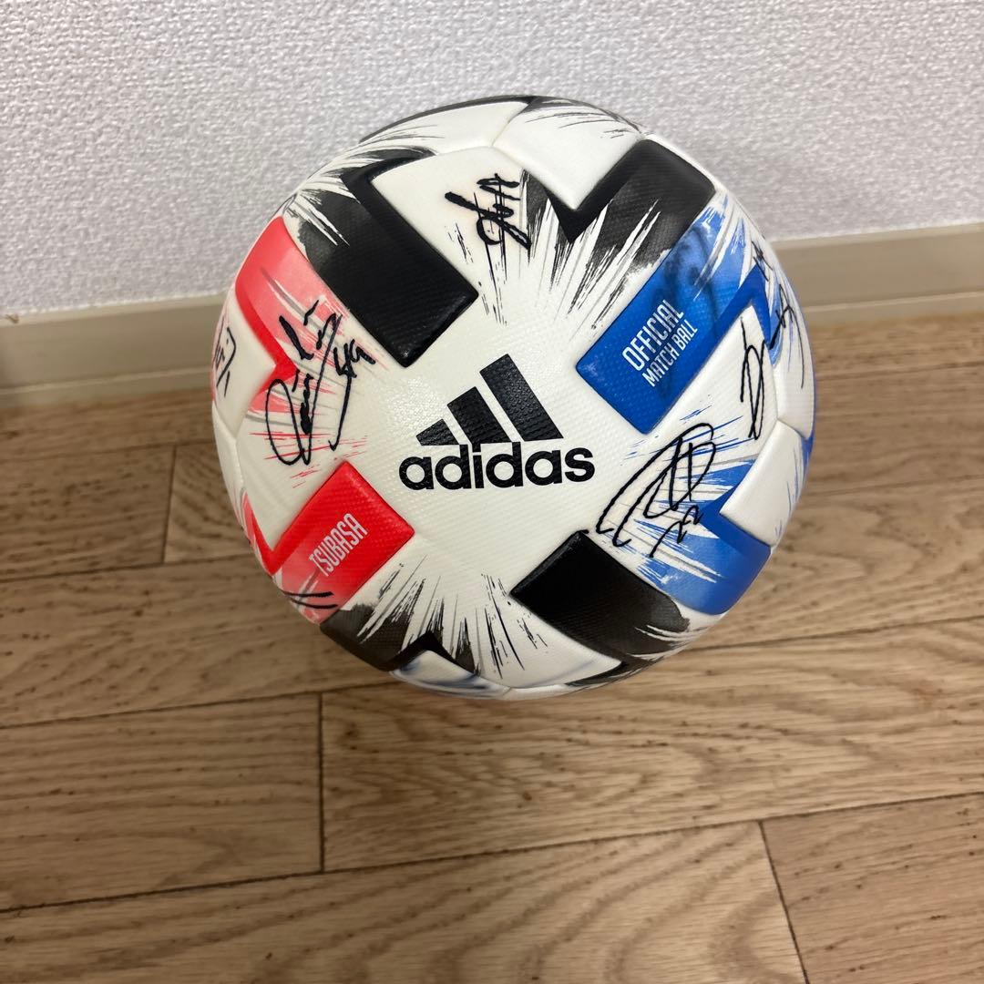 adidas サッカーボール ヴィッセル神戸選手サイン入り サイズ5