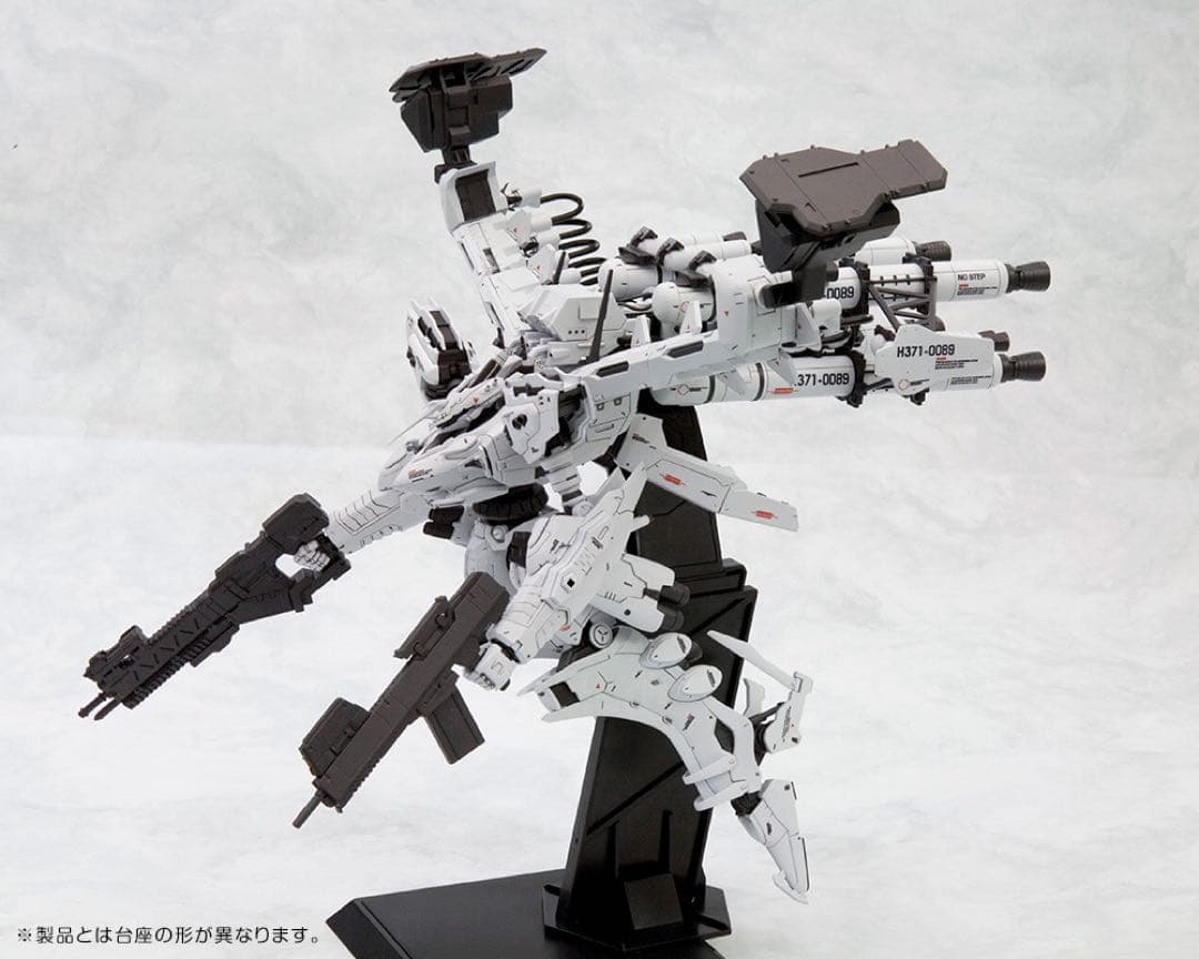 【新品未開封】ホワイトグリント VOB プラモデル アーマードコア