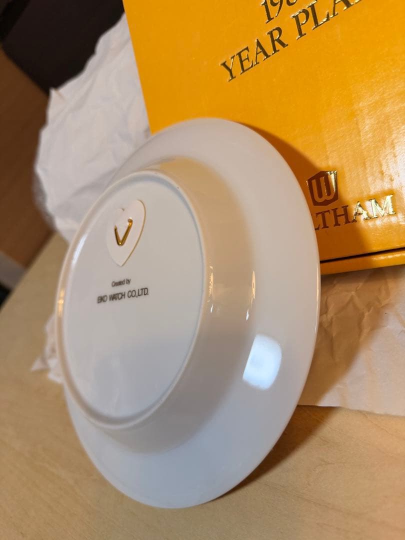【箱・説明書付き】WALTHAM 1985年 YEAR PLATE 記念プレート