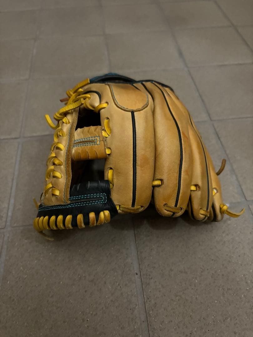スラッガー 軟式内野用グローブ