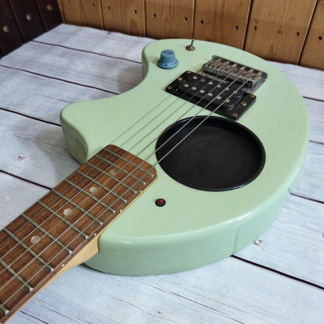 Fernandes エレキギター 薄緑