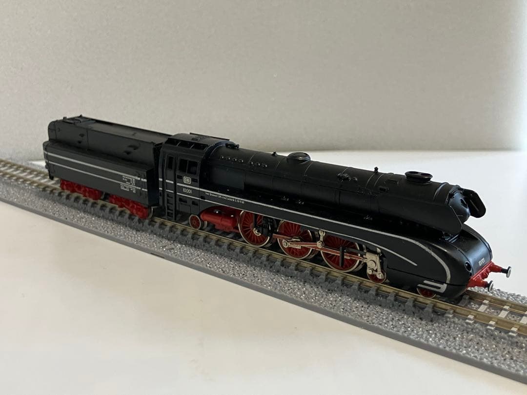 DBドイツ鉄道 BR10 001 蒸気機関車