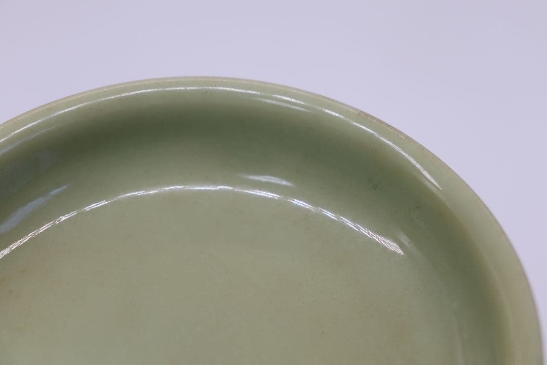 中国　青磁小皿　古陶磁器　送料込み0108