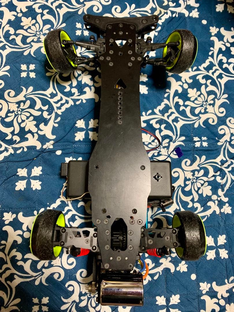 SAKURA D5 シャーシ＆メカです 送受信機&バッテリー&ボディ&ジャイロ無