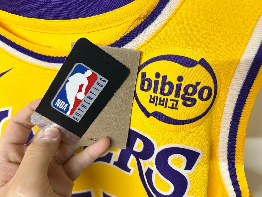 Lakers ドンチッチ ユニフォーム 未使用　現地購入パッチ