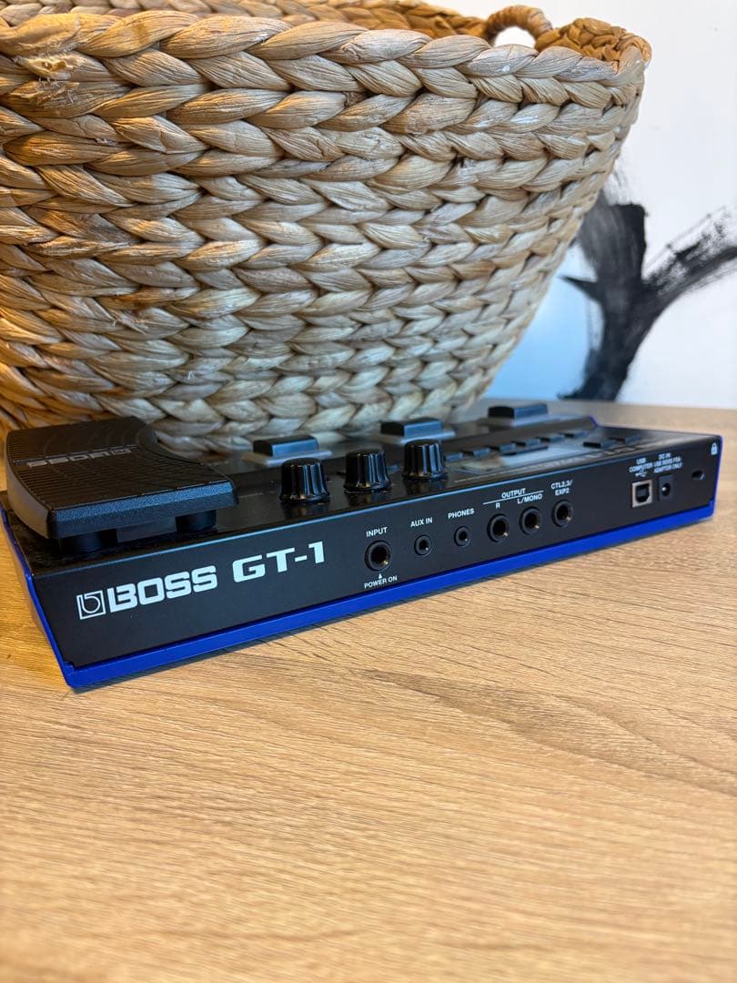 BOSS GT-1 (屋外使用履歴無し)