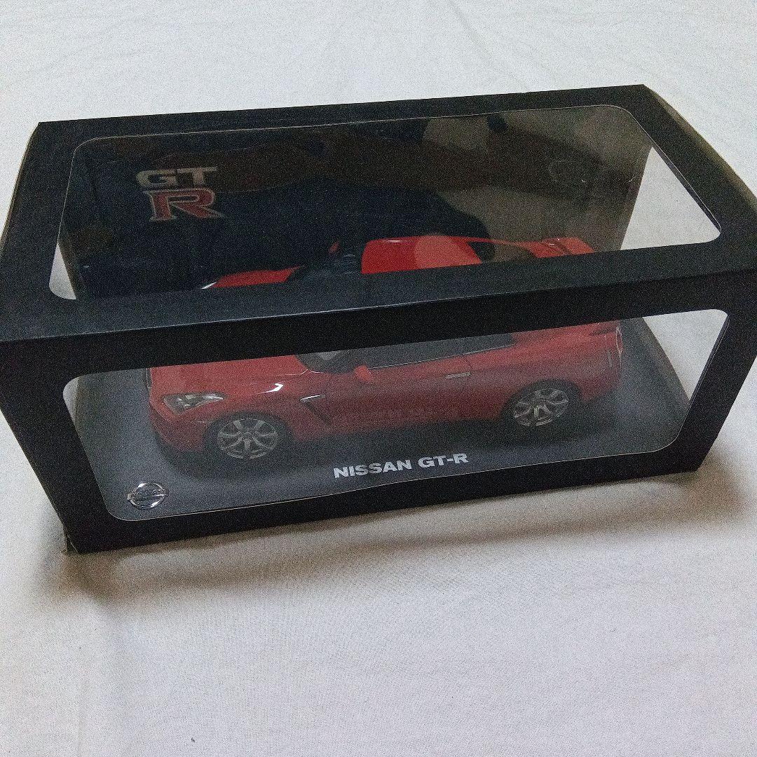 オートアート 1/18 NISSAN GT-R R35