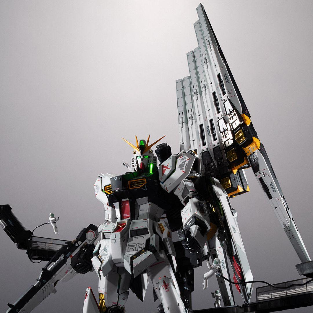 解体匠機RX-93νガンダム フィン・ファンネル装備とオプションパーツインコム