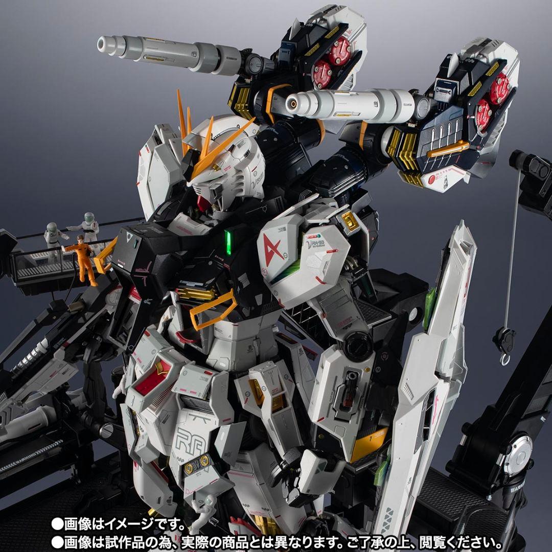 解体匠機RX-93νガンダム フィン・ファンネル装備とオプションパーツインコム