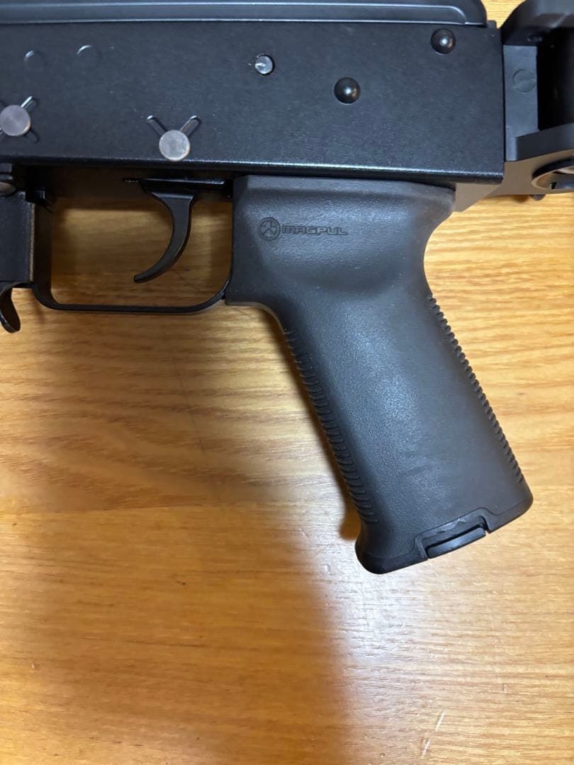本日セール　美品　東京マルイGBB AKM Zenitカスタム　予備マガジン付
