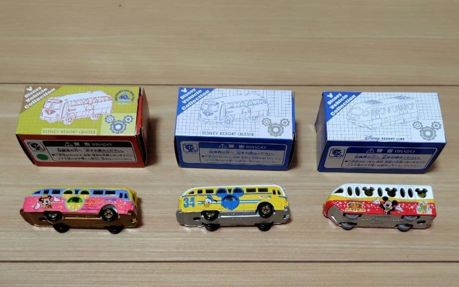 ディズニー　トミカ　9台セット