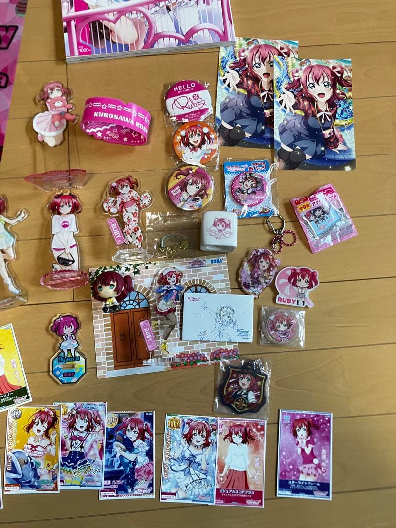 黒澤ルビィ グッズセット 缶バッジやポスター 、アクスタ等のセット