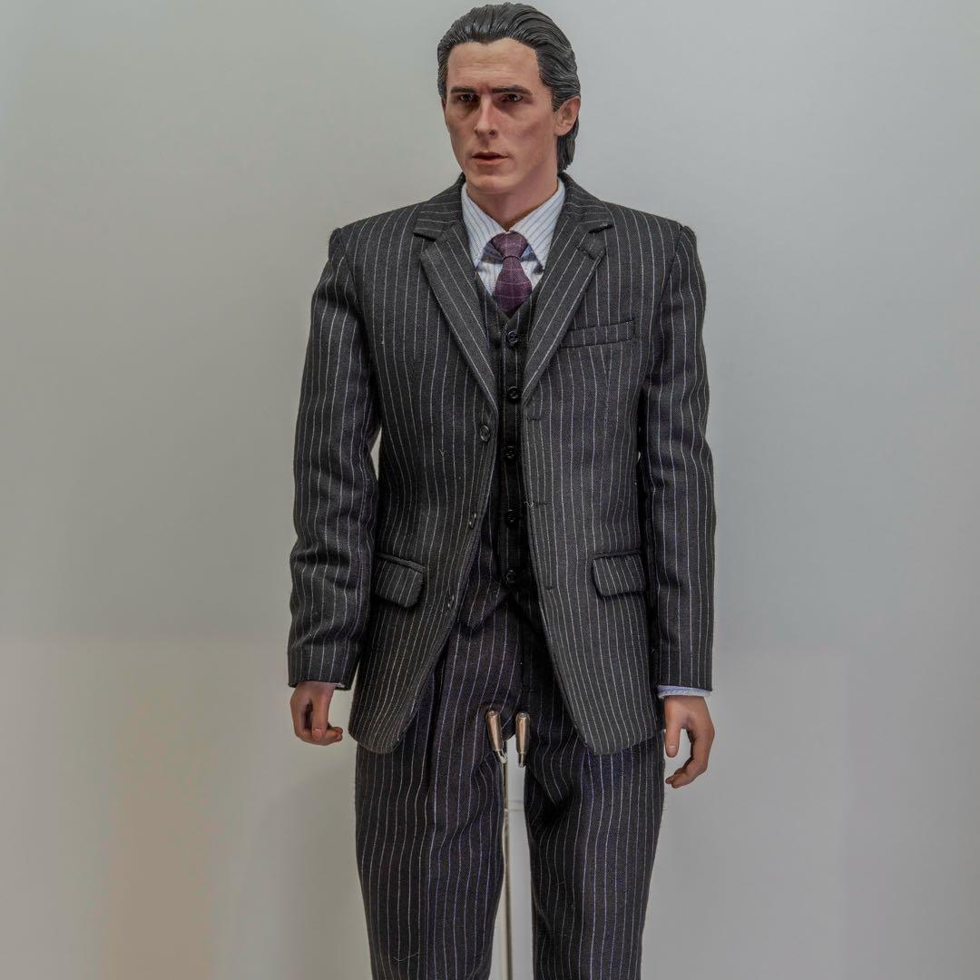 ブルースウェイン 1/6 カスタム バットマン ダークナイト ホットトイズ