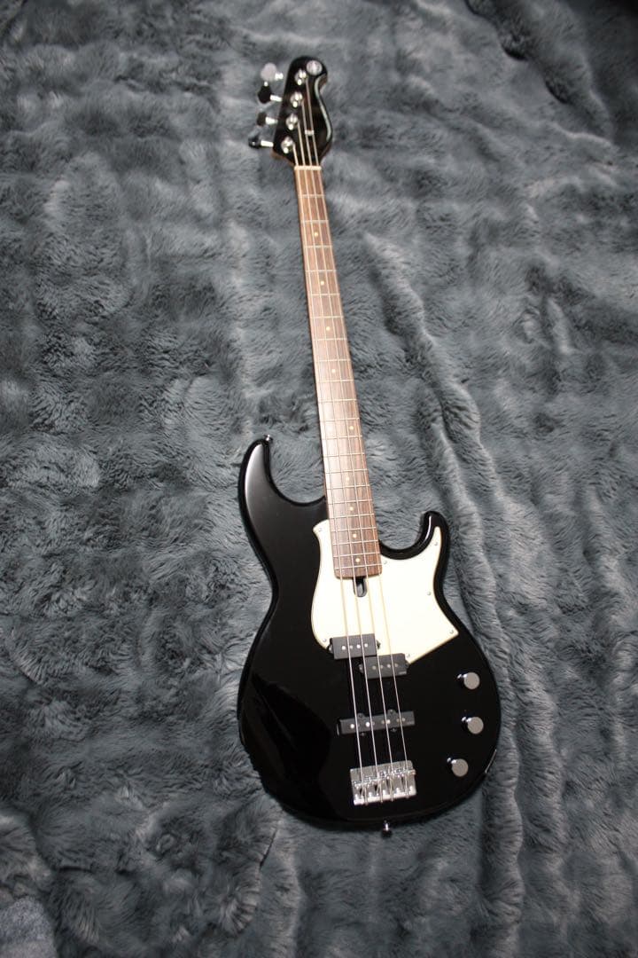 ベース YAMAHA BB434 Black