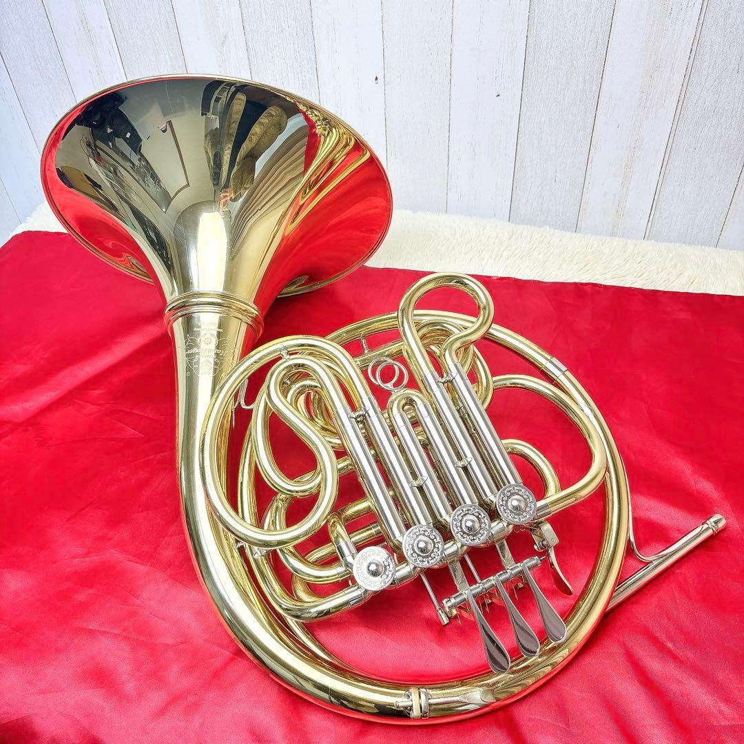 Hans Hoyer model 801 フルダブルホルン マウスピース付き