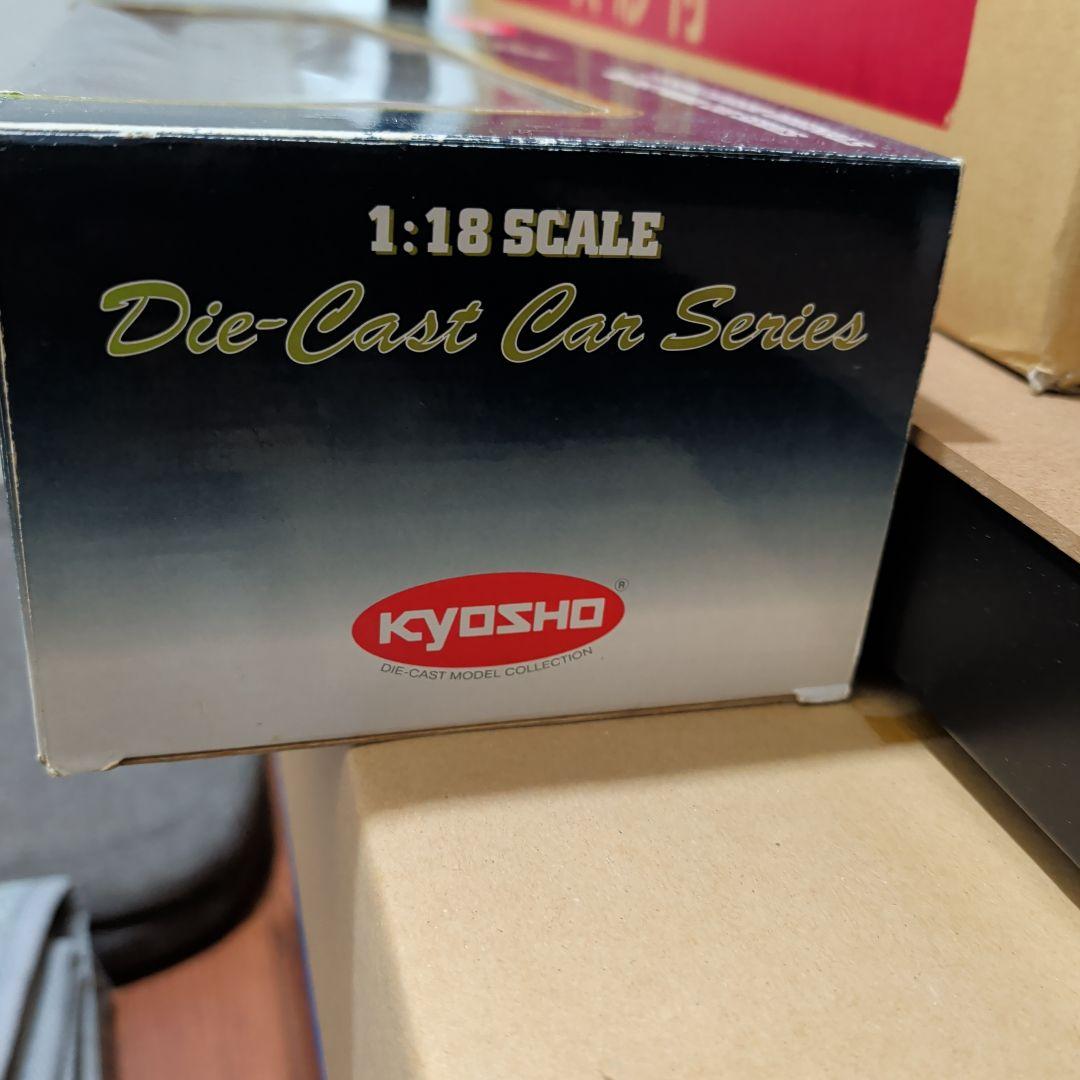 KYOSHO ダイキャストカー 1:18スケール