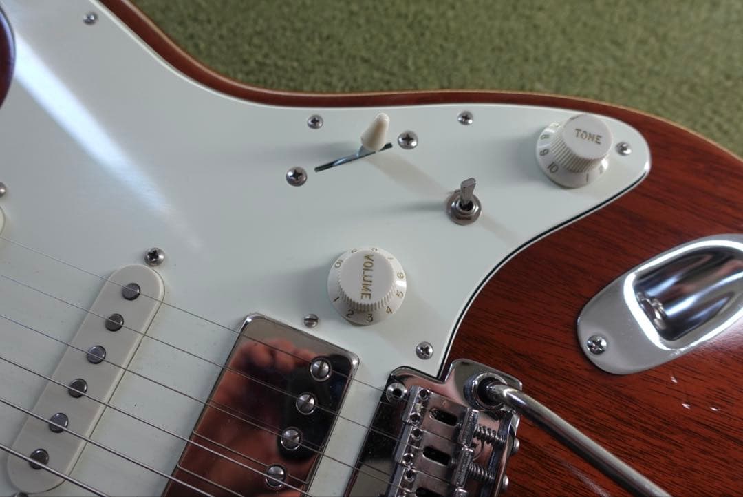 【エレキ】Kz Guitar Works Kz ST Trad 22 SSH7