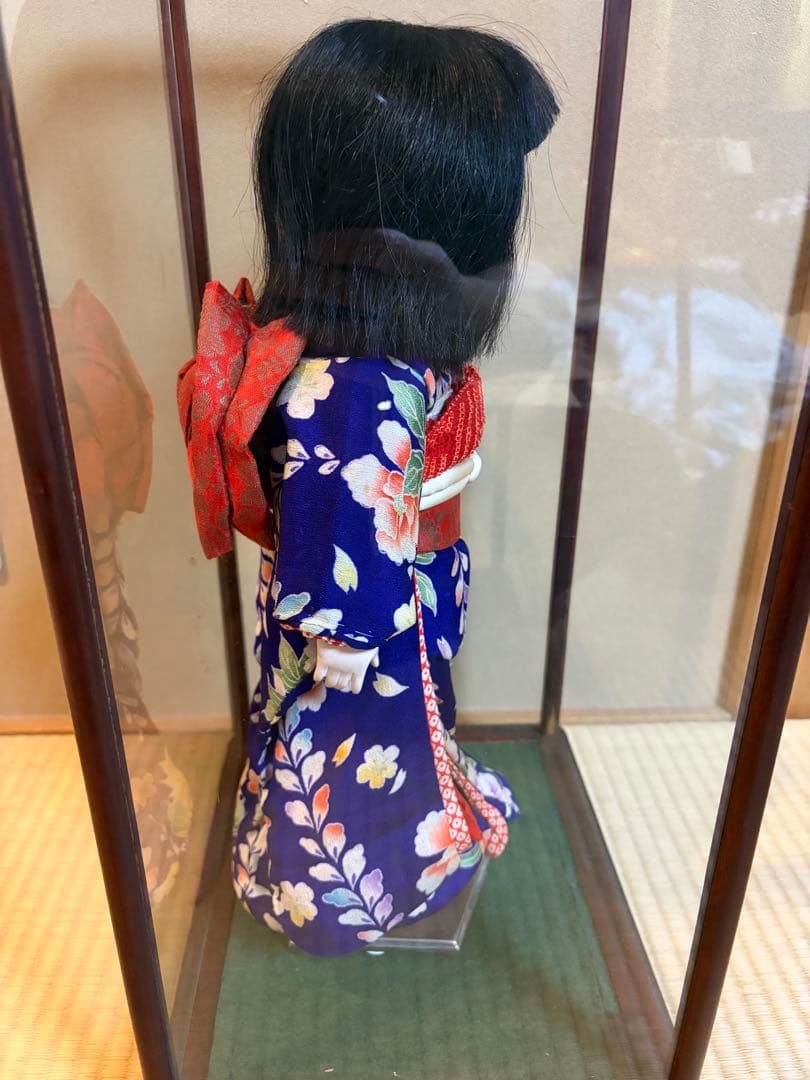 市松人形　昭和初期　（ガラスケースは含みません）