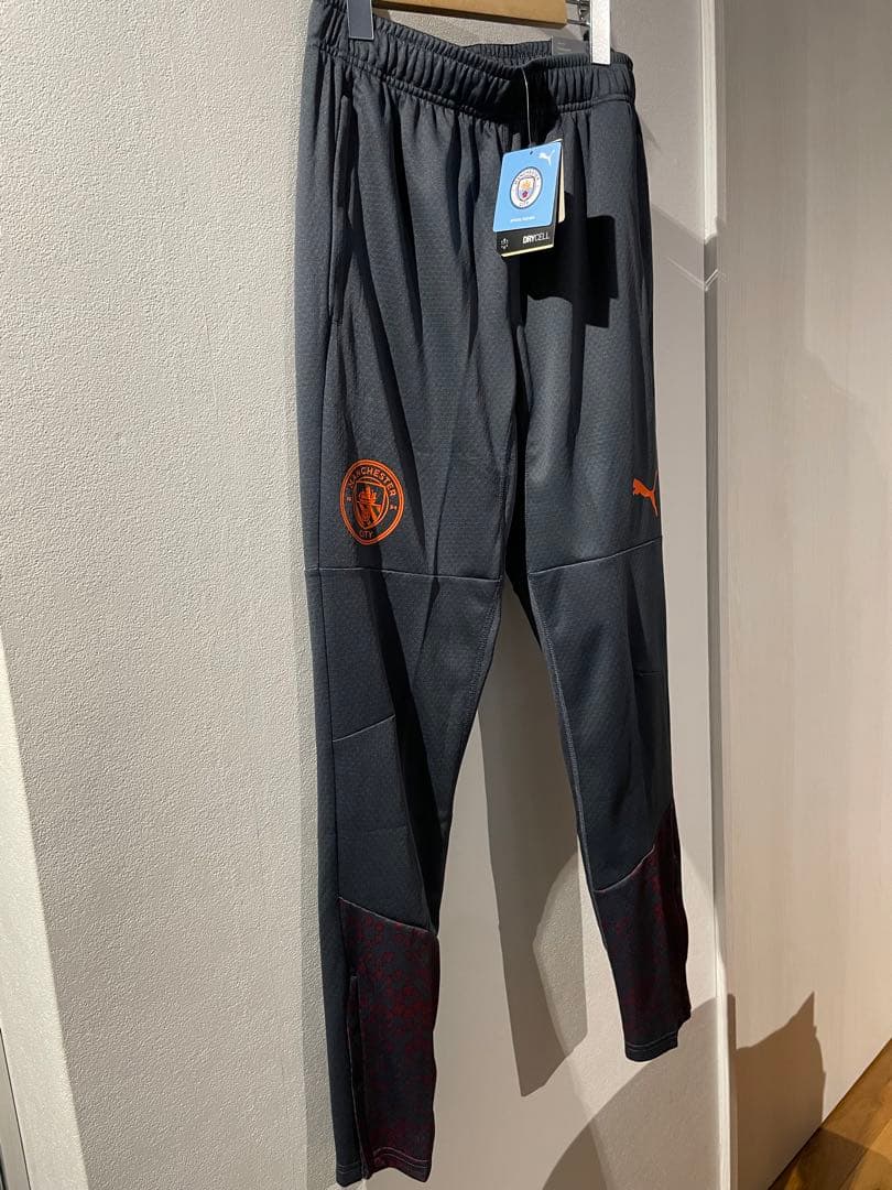 新品PUMA マンチェスターシティ 23-24 トレーニングトップ＆パンツセット