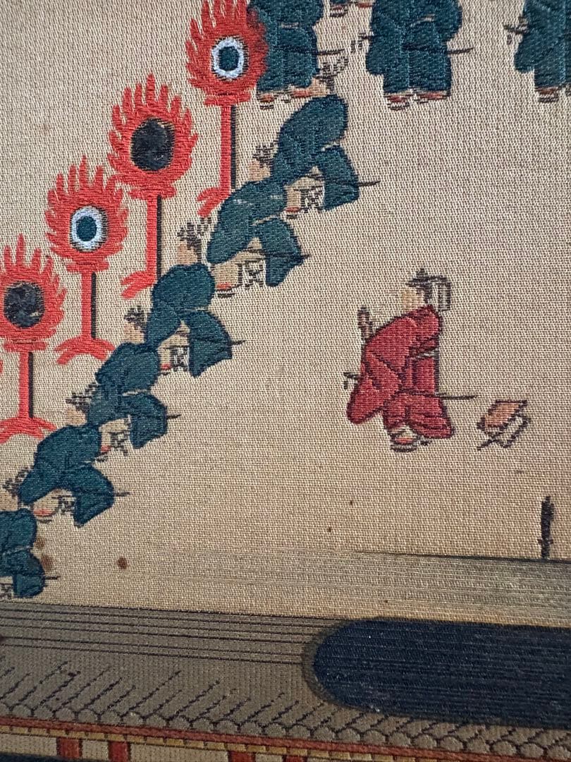 横額　機械刺繍？　御即位礼紫宸殿の儀の図　102cm×55cm