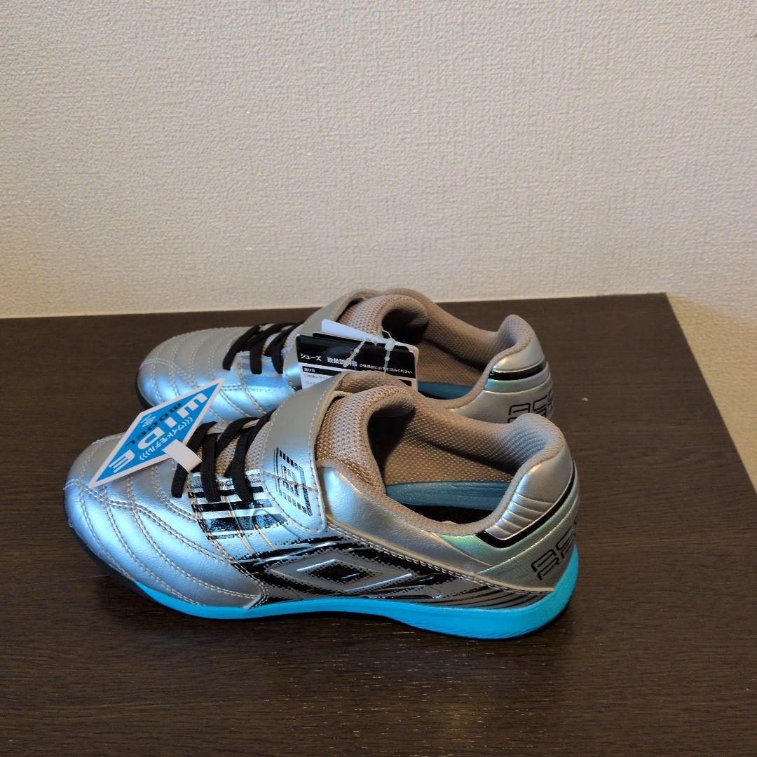 【2足セット】21.5 & 22cm umbro GAINA5 サッカーシューズ