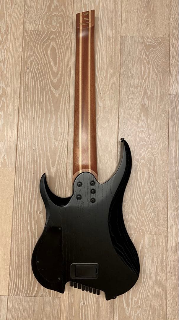Legator G8FP Stealth Black 8弦　ギター